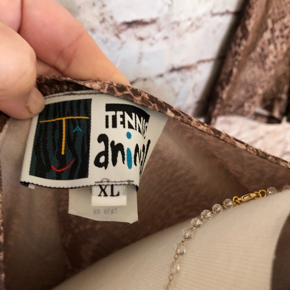 Tennis top and skirt with shorts in animal print - Picture 4 of 6